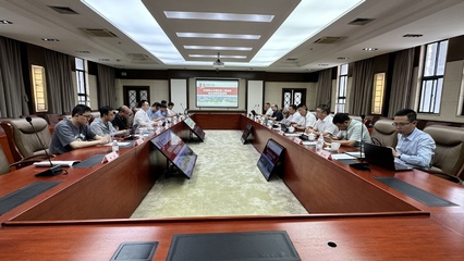 舟山市普陀区区长徐炜波调研学校微纳卫星智能研究院 推动产学研深度融合，服务区域创新发展